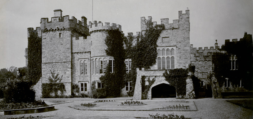 FEATHERSTONE CASTLE - HAUNTED BY THE WEDDING PARTY